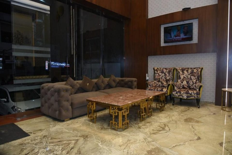 Hotel Grand Meridian Hotel in India