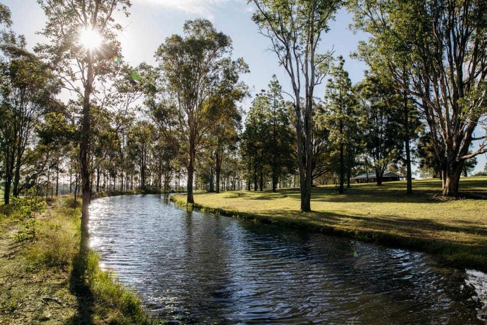 Palmers Lane Estate Hunter Valley Lodge in Rothbury