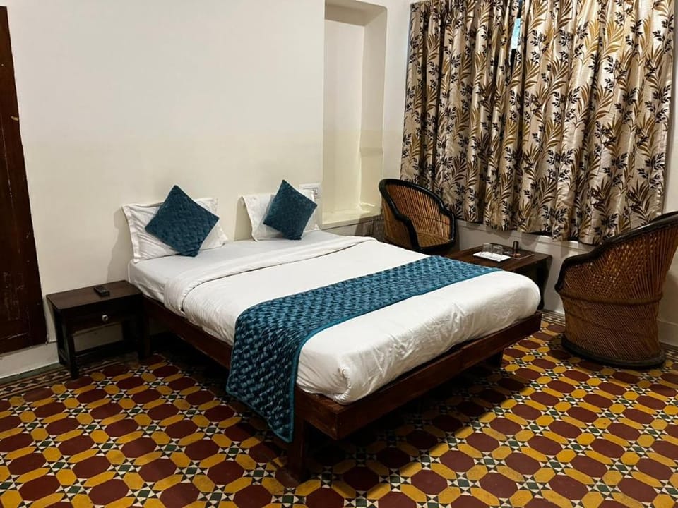 Crown Plaza Heritage Bed and Breakfast in Rajasthan