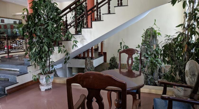 Khách sạn Đồng Dao Hotel in Laos