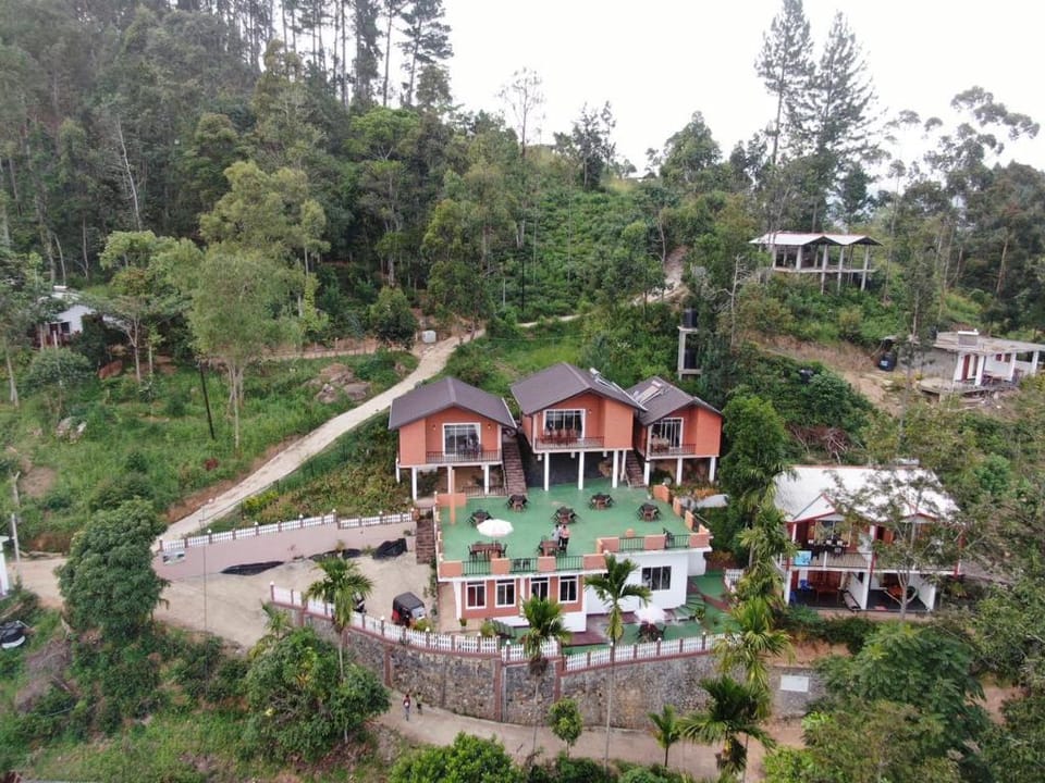 Ella Red Rock Bed and Breakfast in Ella
