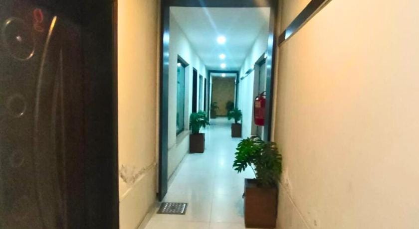 Signature Inn Hotel in Lahore