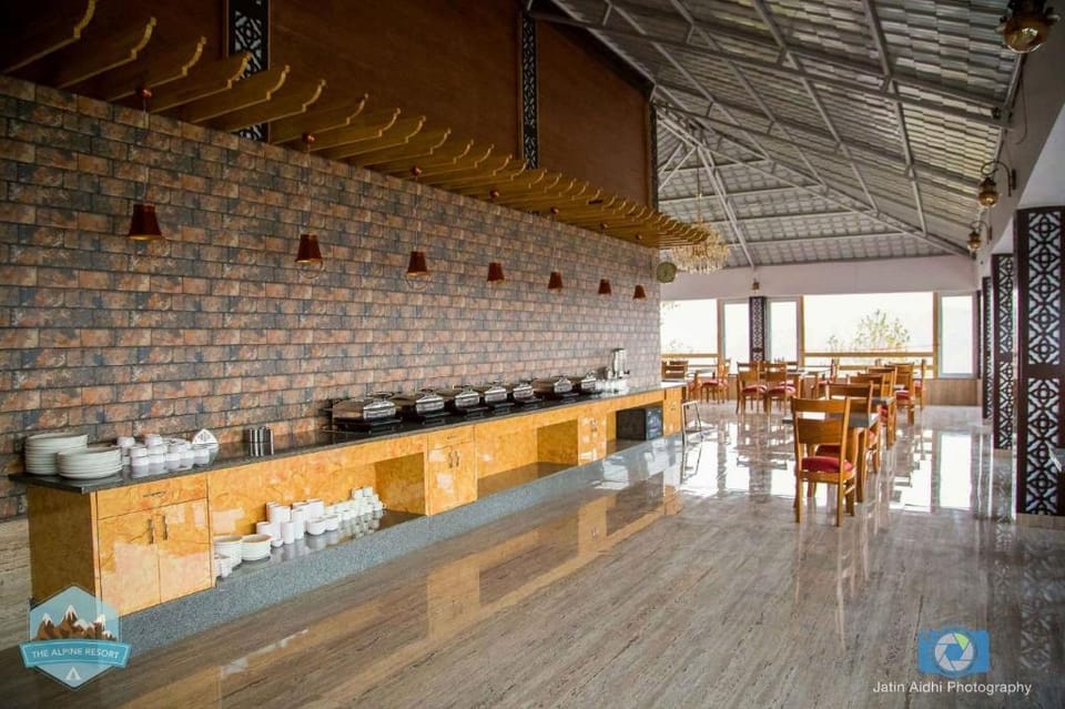 Clarks Collection Lansdowne Hotel in Uttarakhand