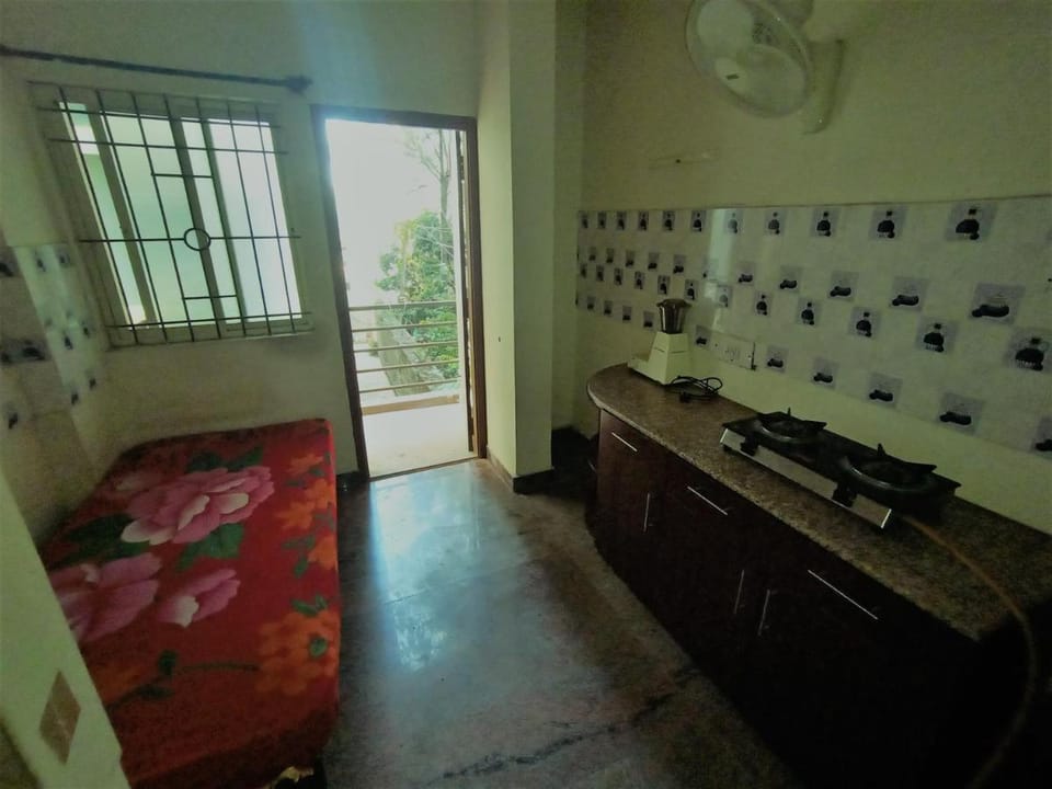 Professionals Pride PG Bed and Breakfast in Bengaluru