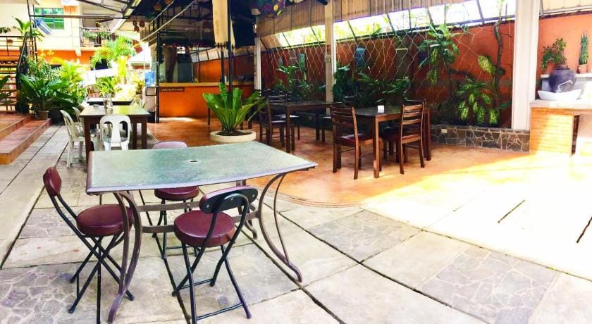 B&J Guesthouse Tagbilaran Bed and Breakfast in Tagbilaran City