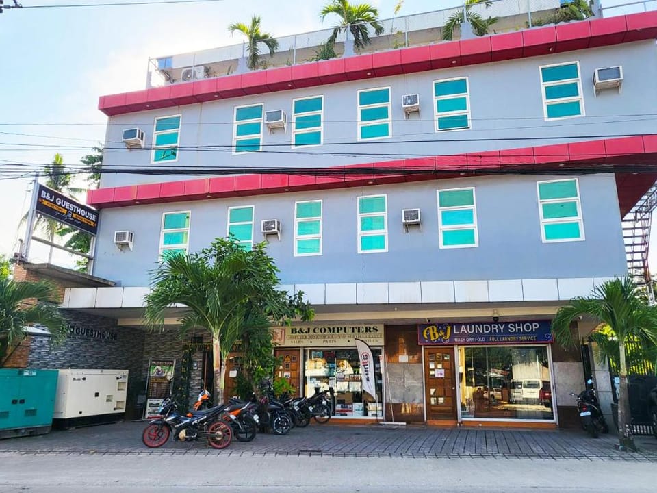 B&J Guesthouse Tagbilaran Bed and Breakfast in Tagbilaran City