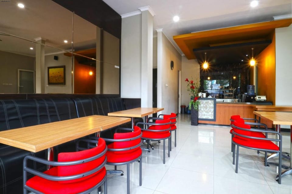 Chiaro Hotel Syariah Hotel in East Java
