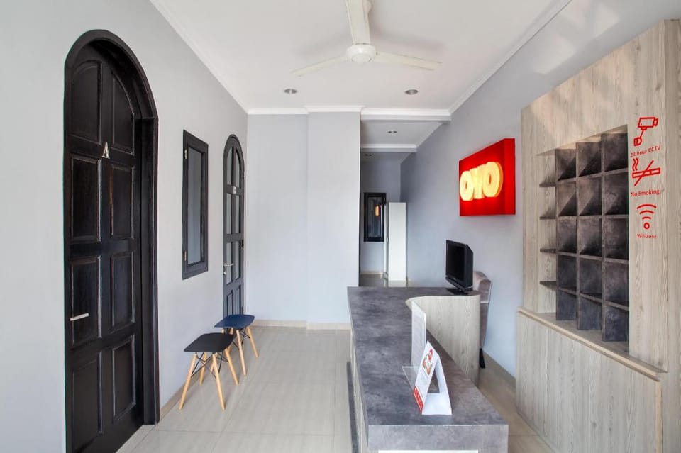 Collection O Pondok Indah Near Gandaria City Formerly Lamaison Residence Hotel in South Jakarta City