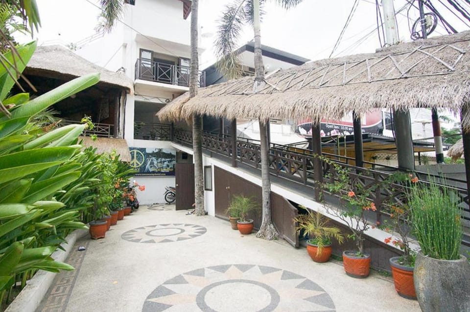 Taman Unique Hotel Senggigi Hotel in Batu Layar