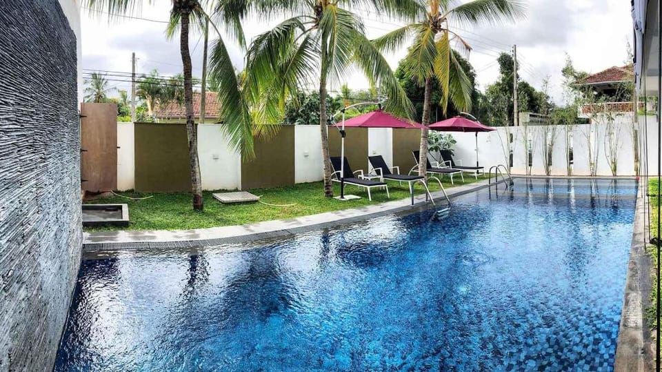 Daffodils Beach Negombo Hotel in Negombo