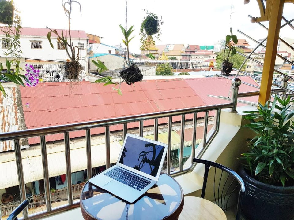 Fancy Guest House Hotel in Phnom Penh Province