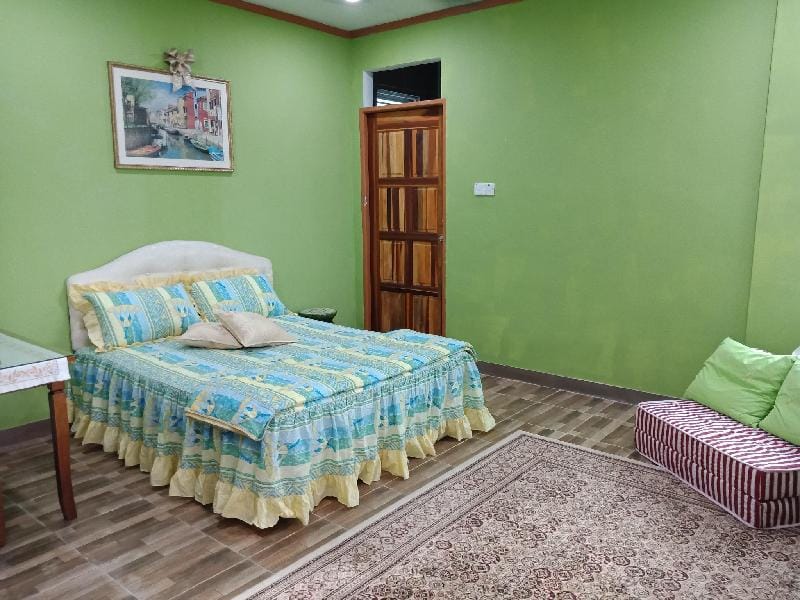 Jazepuri Guest Rooms - Jaze 1 Vacation rental in Kuching