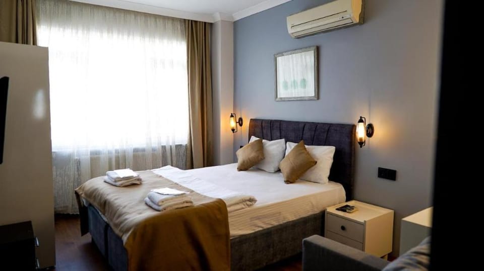 Frond Door Suites Hotel in Istanbul