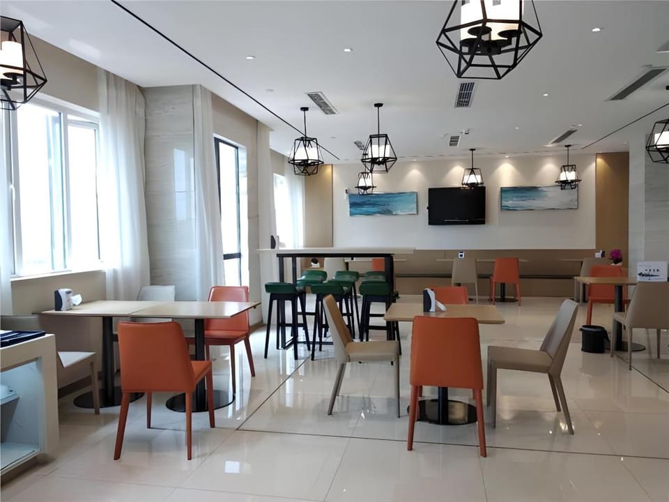 City Comfort Inn Hotel Mianzhu People's Hospital Hotel in Chengdu