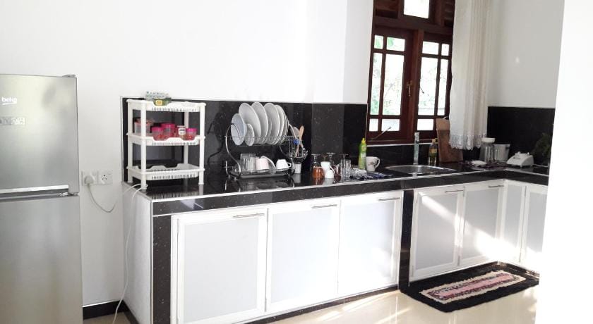JungleVilla Bed and Breakfast in Southern Province