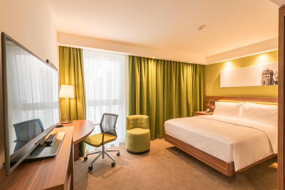 Hampton By Hilton Munich City West Hotel in Munich