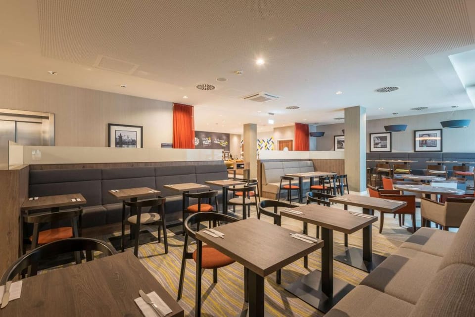 Hampton By Hilton Munich City West Hotel in Munich
