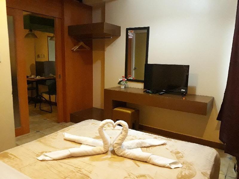 1BR Suites 509 in Makati Apartment in Makati