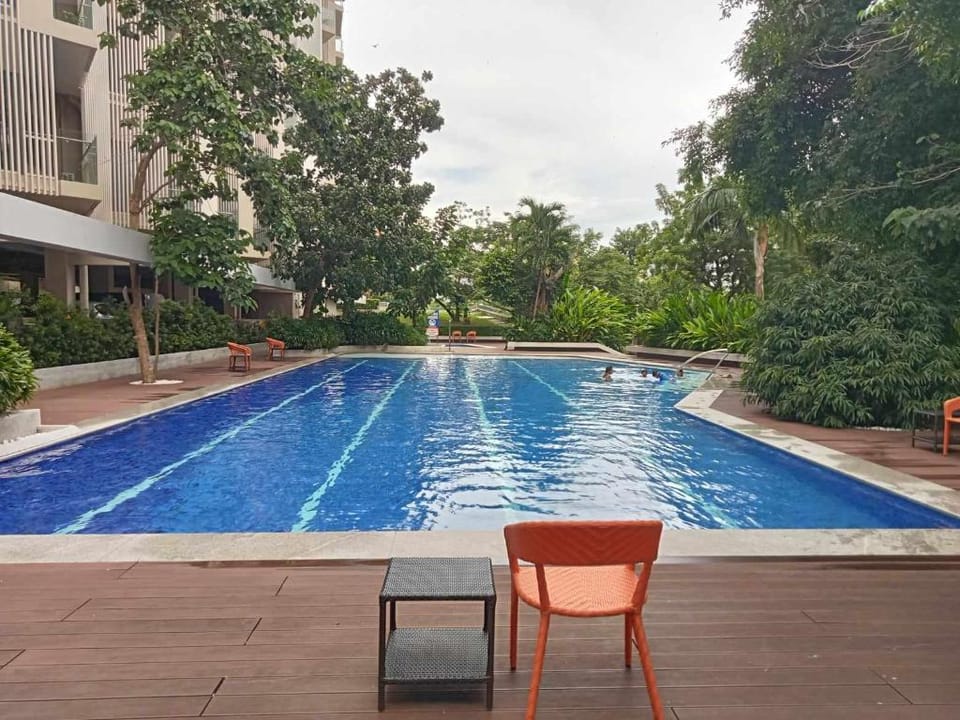 ECJ Deluxe Studio @ Tambuli Seaside Living Apartment in Lapu-Lapu City