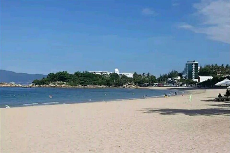 Nha Trang Beach Front  Condominium Comfortzone Apartment in Nha Trang