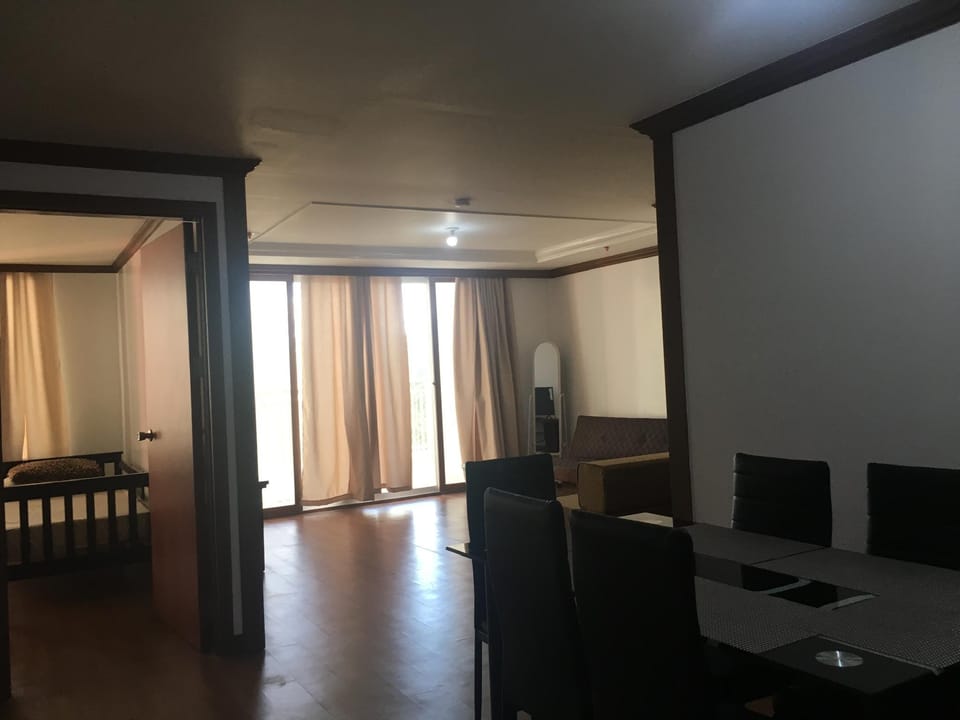 Mines View Park Apartments Apartment in Baguio