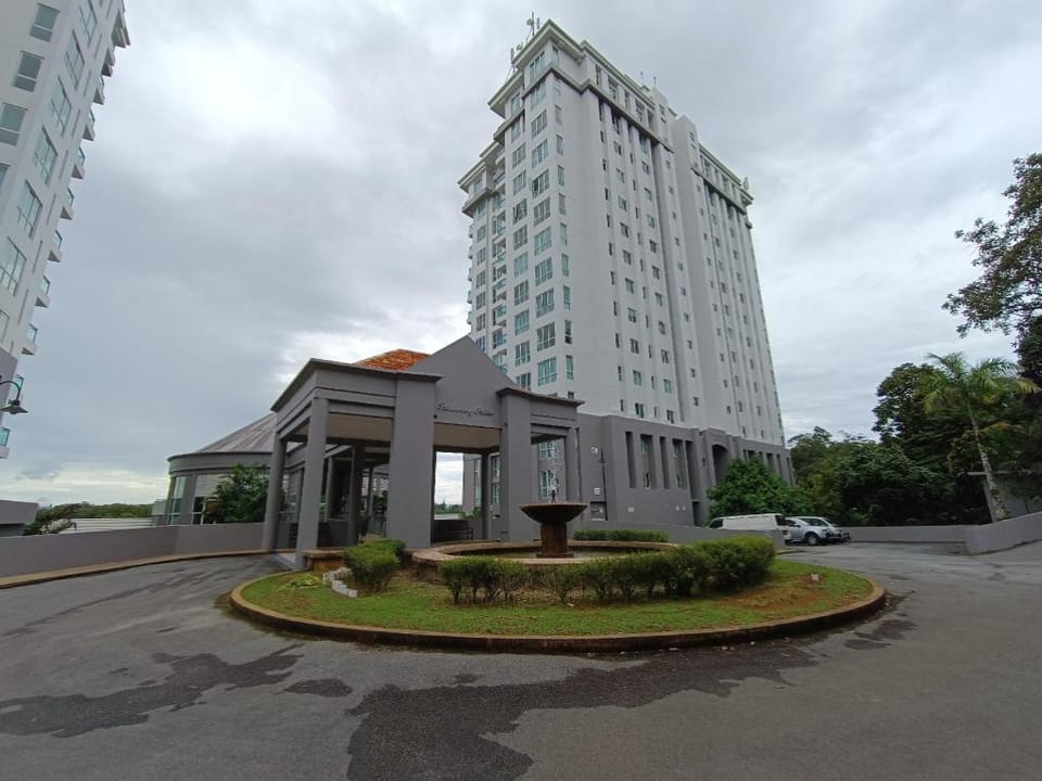 Santubong Suites @ACD Apartment in Kuching