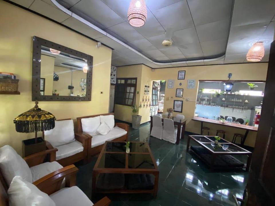 Coliving Bali SWEET HOME Kost Lengkap di Tabanan Kot Vacation rental in Kediri