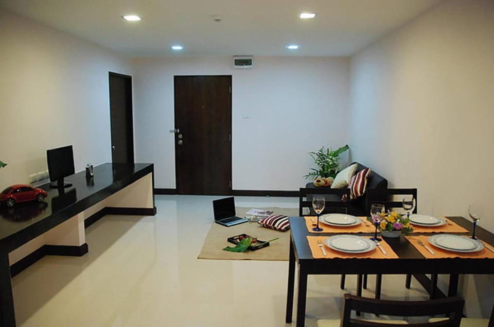 Mok Mek 72 Bed and Breakfast in Bangkok