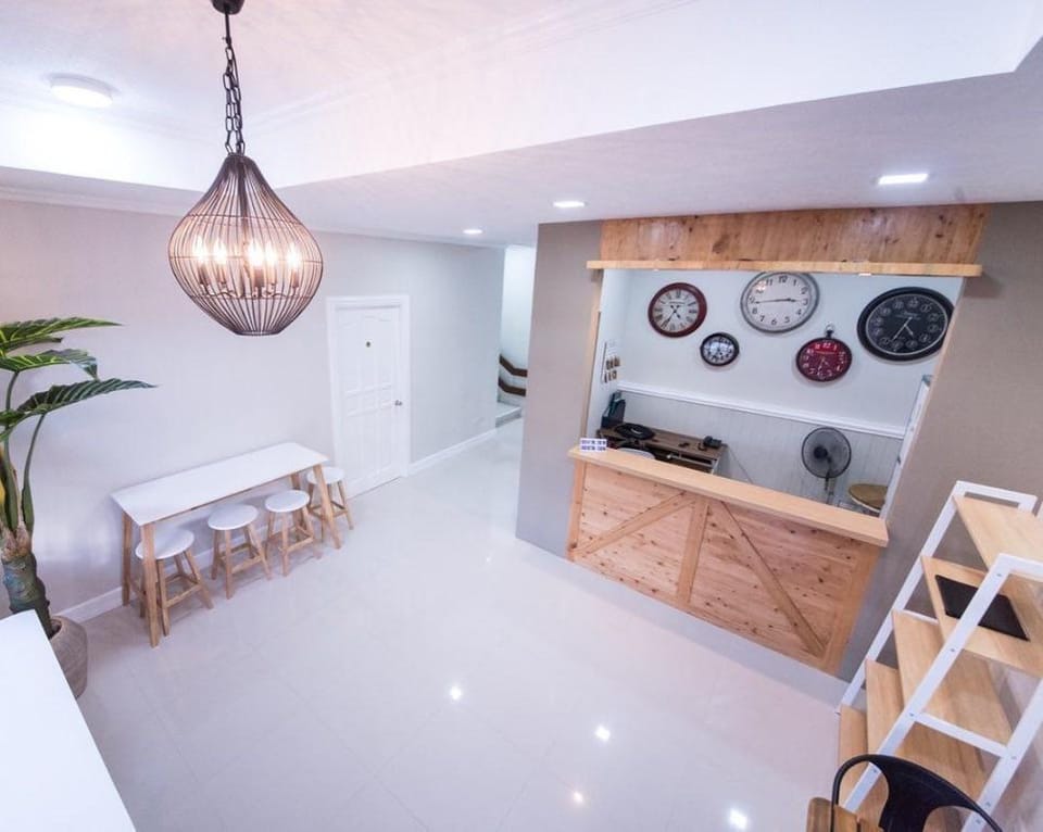 The Partridge Guesthouse Bed and Breakfast in Lapu-Lapu City