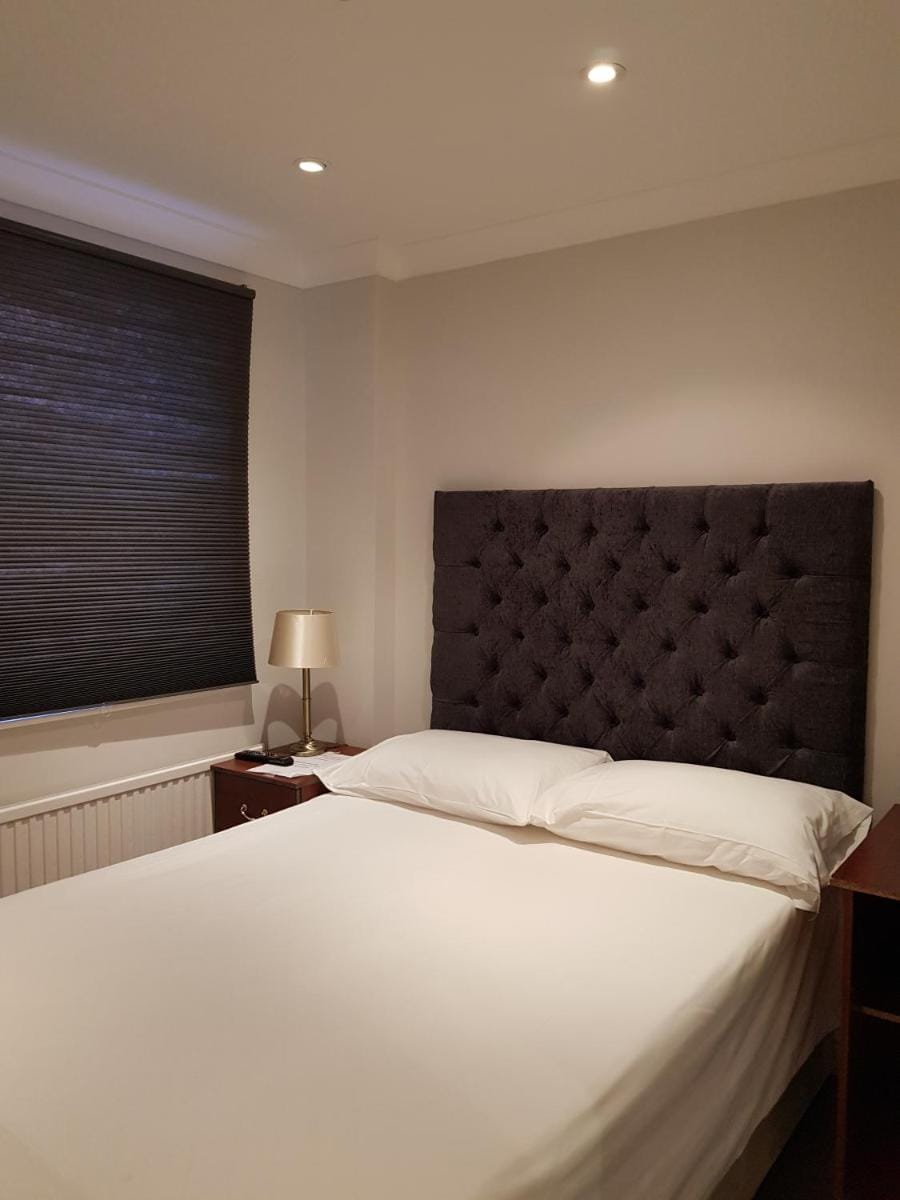 Blagrave Rooms Bed and Breakfast in Reading