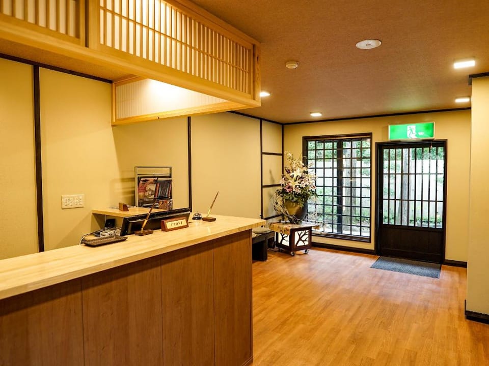 Hakone Onsen Yuyado Yamanoshou Ryokan in Hakone