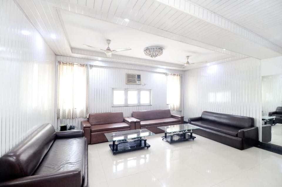 Hotel O Le Bon Ton Hotel in Ludhiana