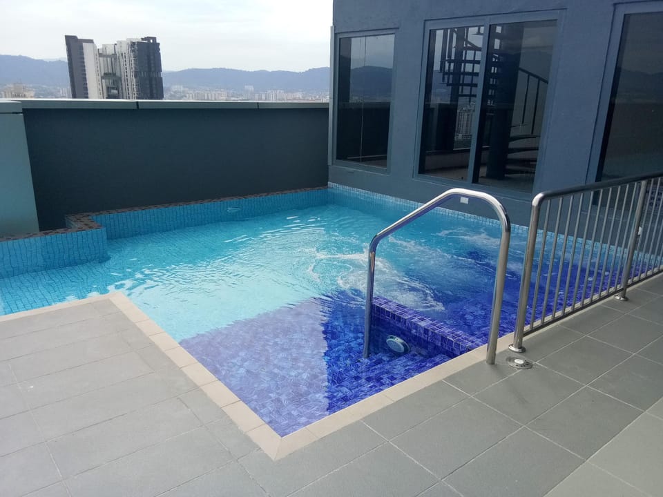 KLCC I The City of Life I Duplex I WIFI Apartment in Federal Territory of Kuala Lumpur