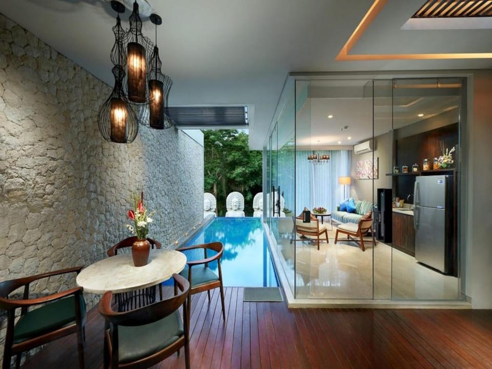 The Sterling Uluwatu Hotel in Bali