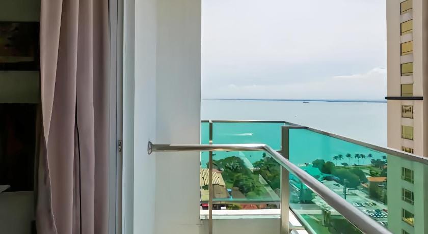 Mansion One Room Suite Hotel in George Town