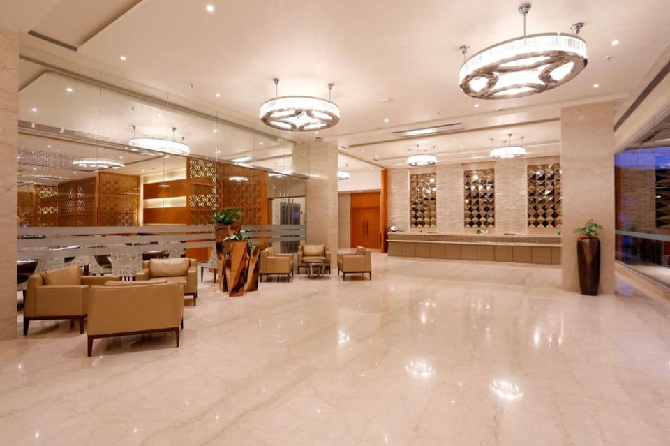 Nataraj Sarovar Portico Jhansi Hotel in Uttar Pradesh