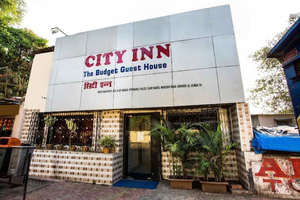 Hotel O City Inn Guest House Hotel in Mumbai