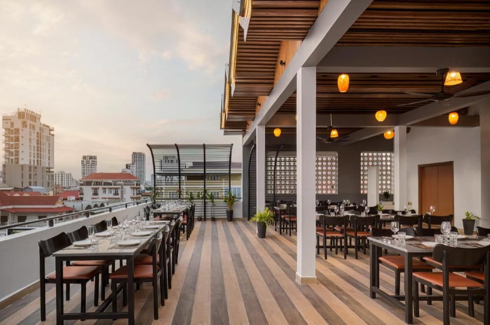 Queen Mansion Apartment in Phnom Penh Province