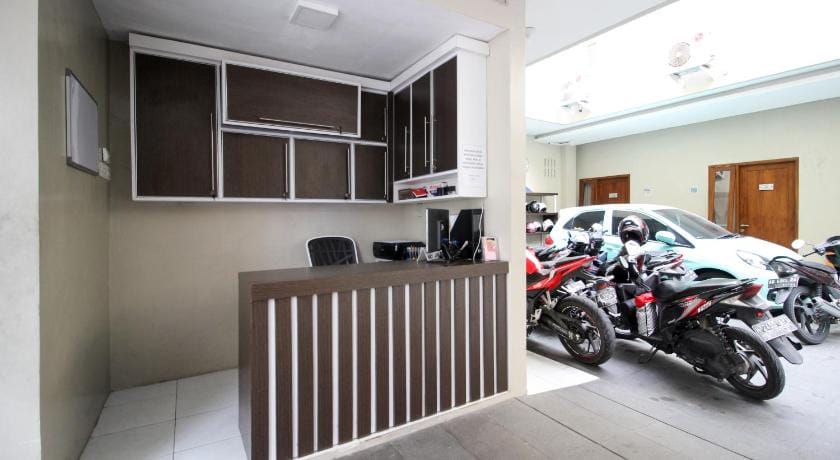 RedDoorz Plus near UPN Jogjakarta 2 Bed and Breakfast in Special Region of Yogyakarta