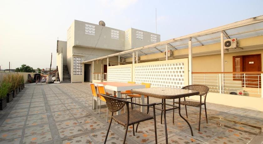 RedDoorz Plus near UPN Jogjakarta 2 Bed and Breakfast in Special Region of Yogyakarta