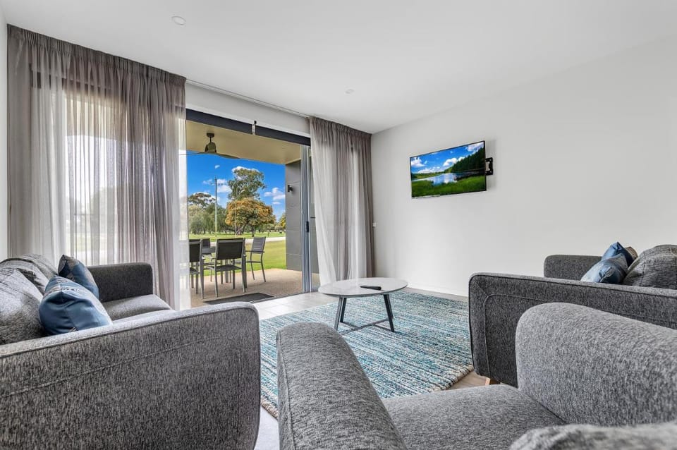 Comfort Suites Clubarham Golf Club Hotel in Barham