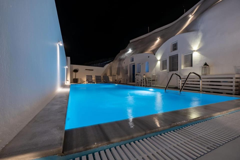 Cally Cave House Vacation rental in Santorini