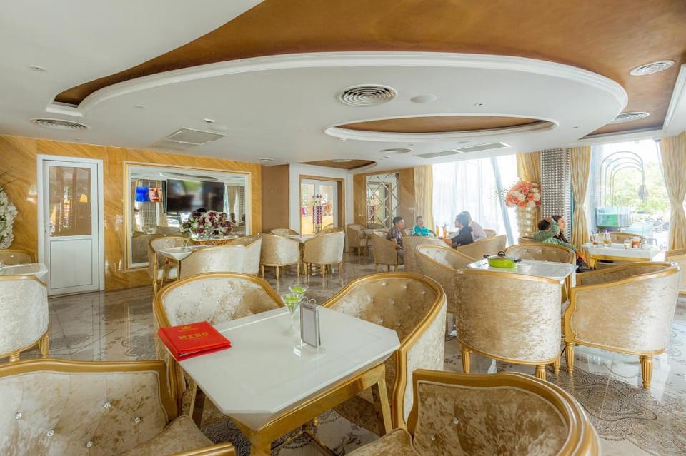 Hoang Trieu Hotel Hotel in Ho Chi Minh City