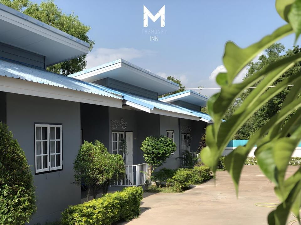 The Money Inn Bed and Breakfast in Laos