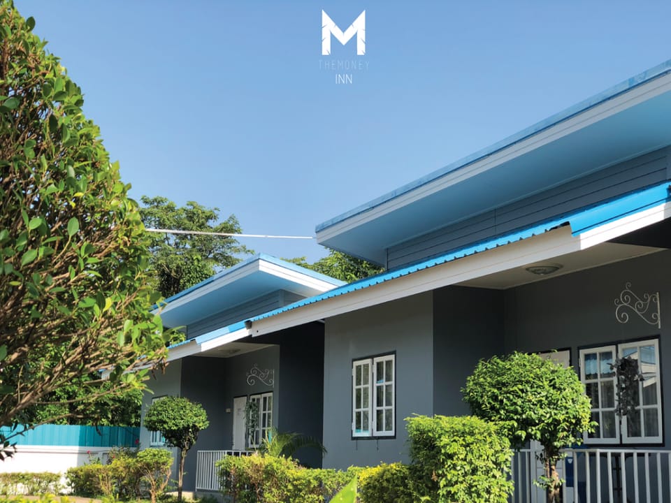 The Money Inn Bed and Breakfast in Laos