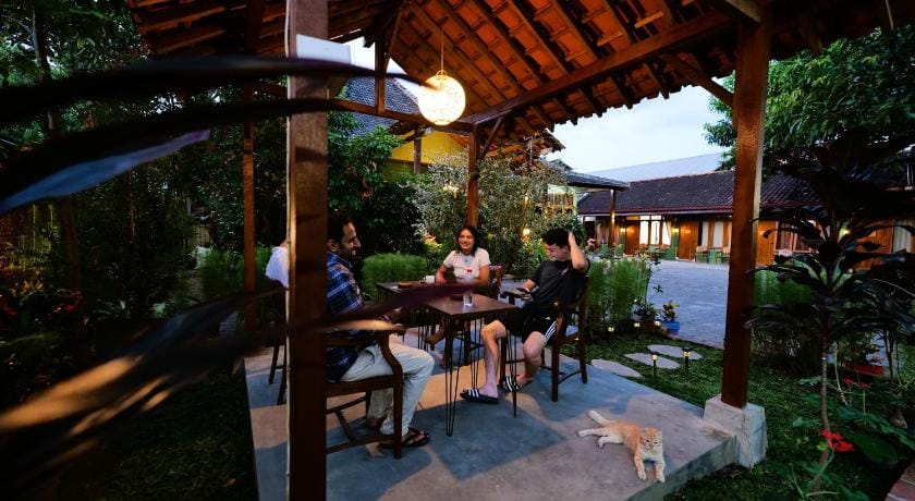 Sleepy Raccoon Hostel Hotel in Jakarta