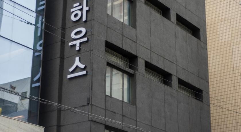 One Way Guesthouse Busan Bed and Breakfast in Busan
