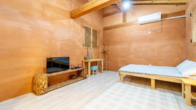 Jeju Bijasupgil15 Pension Bed and Breakfast in South Korea