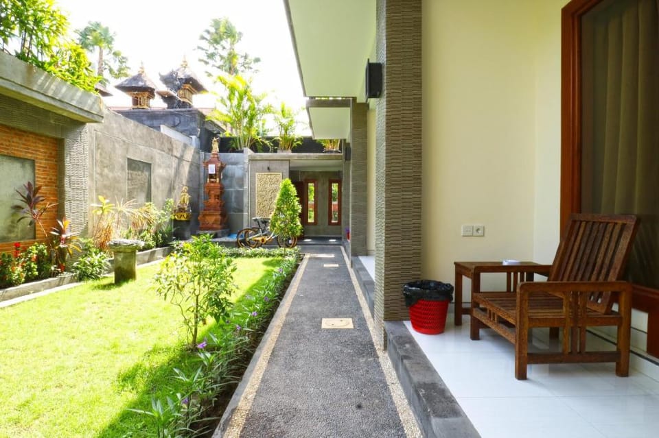 Gempita House Legian Bali Bed and Breakfast in Kuta