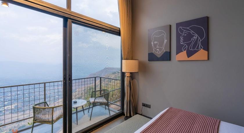 Zostel Plus Panchgani Hostel in Maharashtra